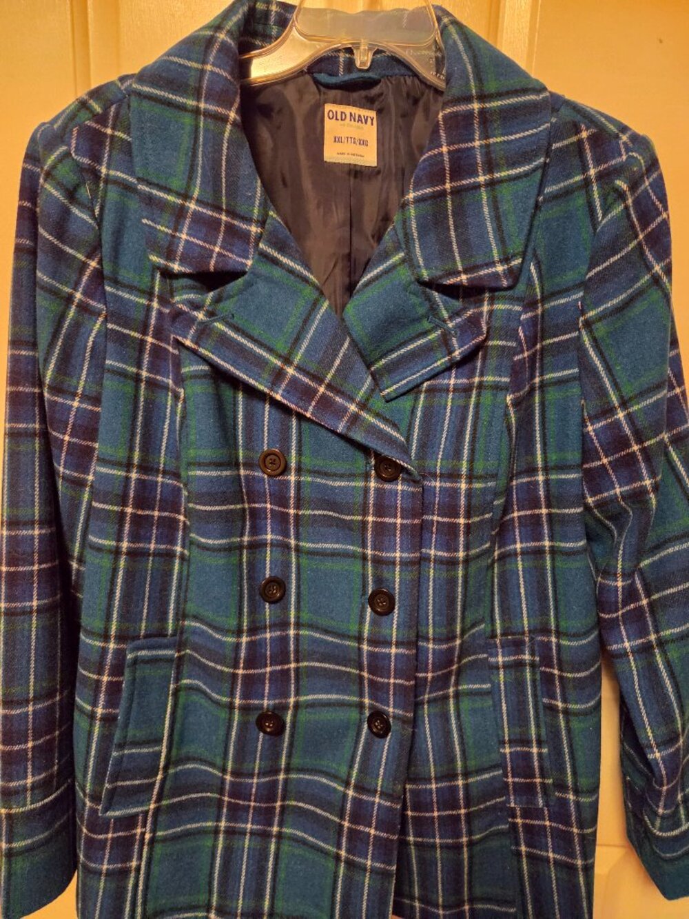 Old Navy Mondern Retro Y2K Era Nostalgia Coat.